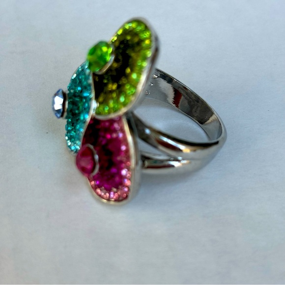 Tri-Color Crystal Ring - Picture 4 of 10